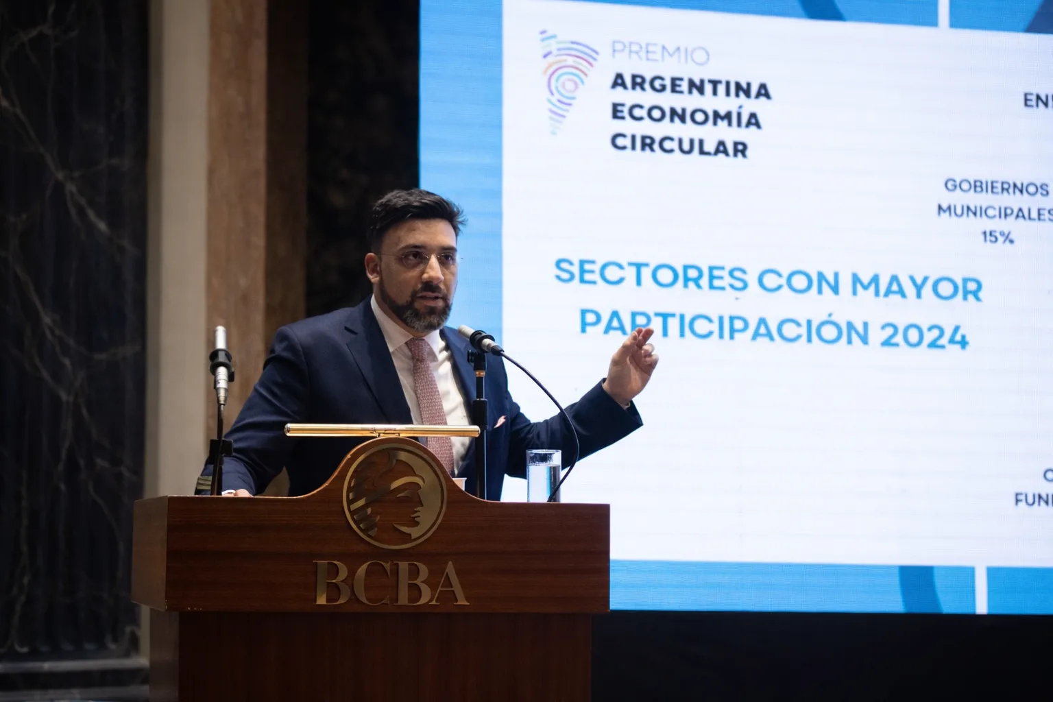 Ponencia en conferencia internacional