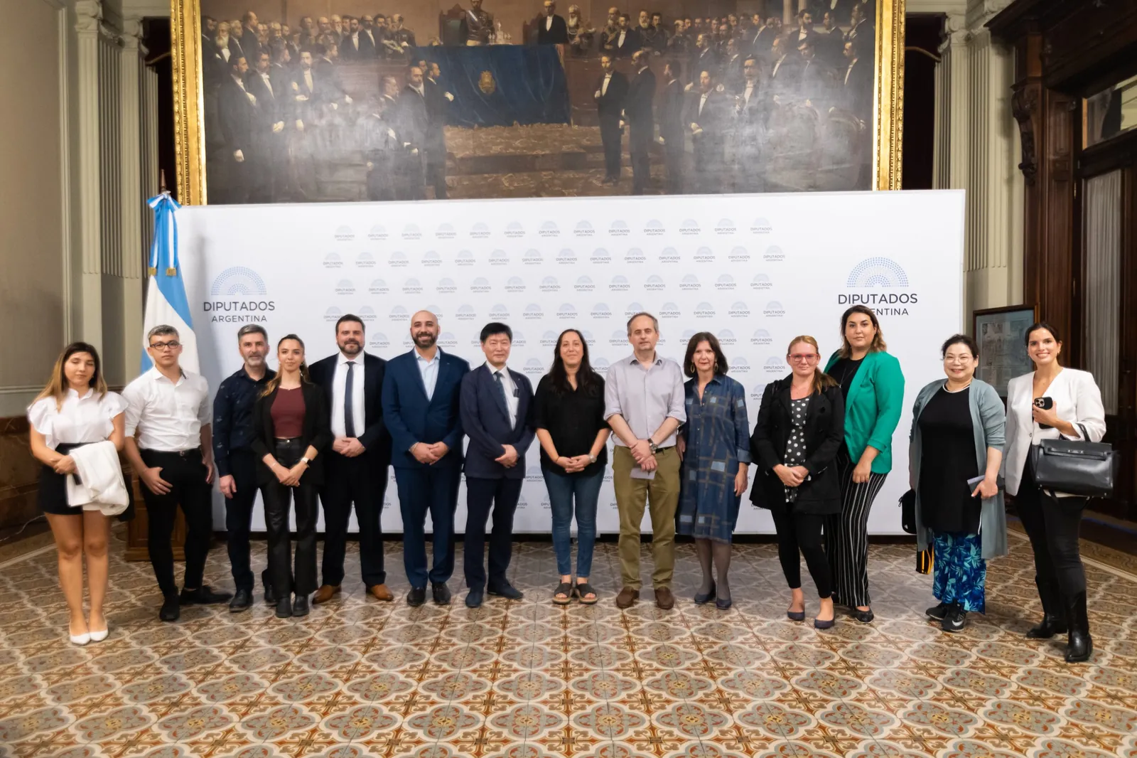 Group of people on an institutional visit to the Chamber of Deputies