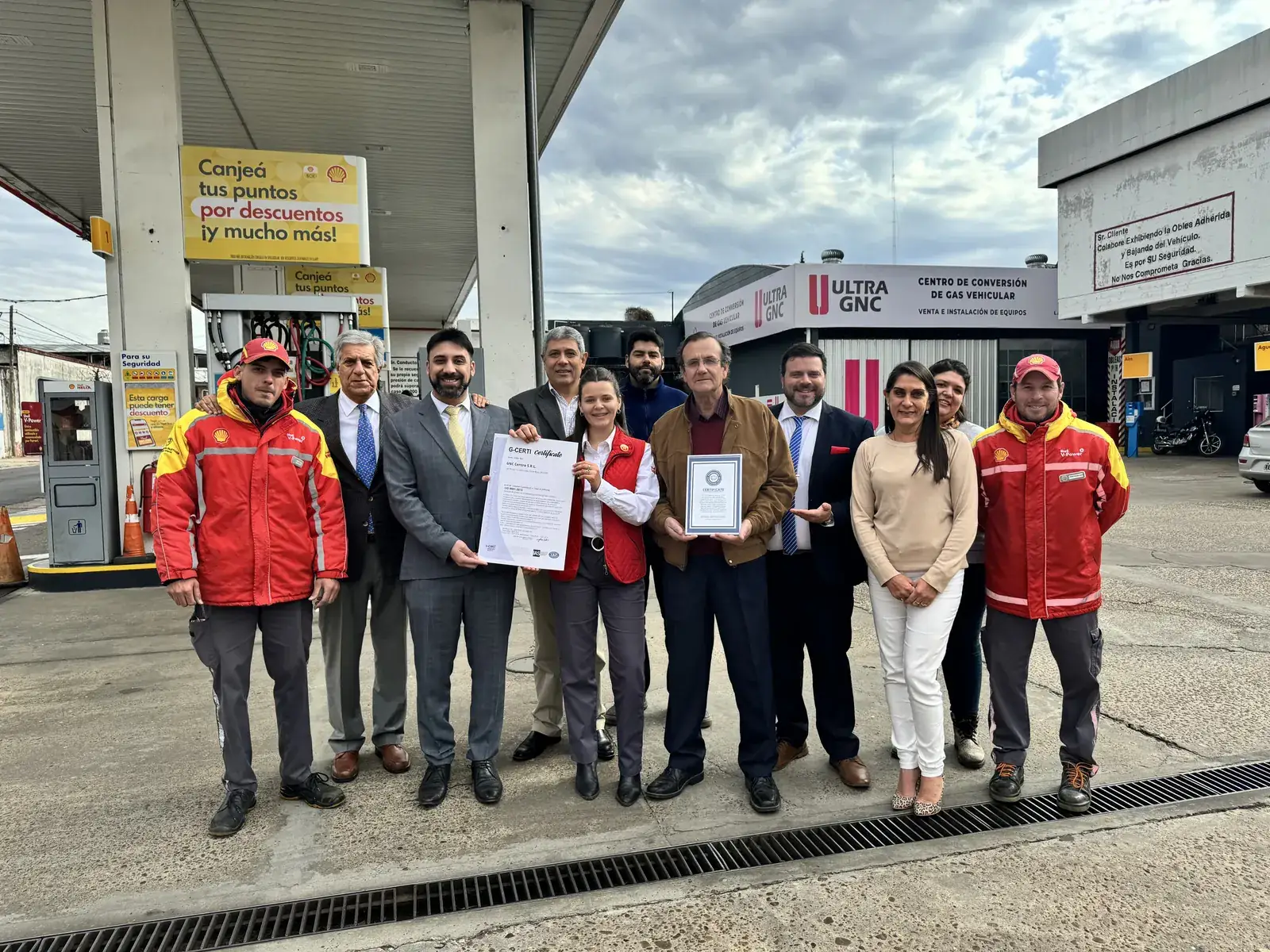 Certificate delivery to a service station team